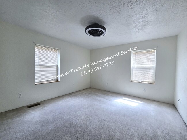 Building Photo - 455 E Jefferson St