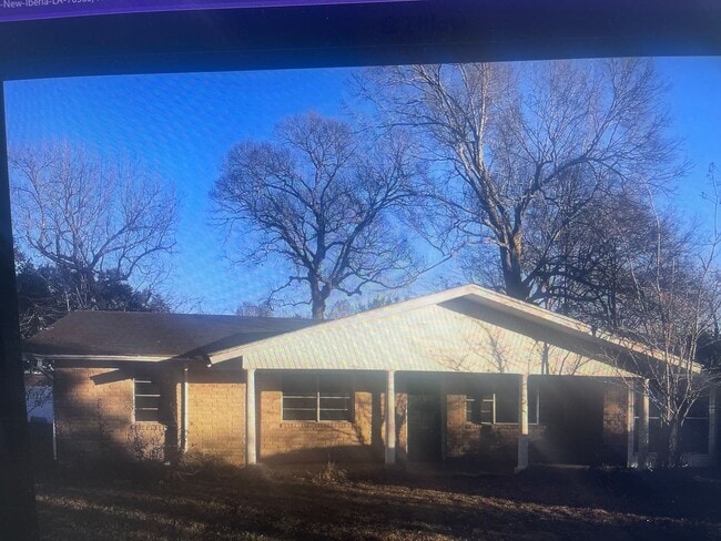 Building Photo - 108 Belle Haven Dr