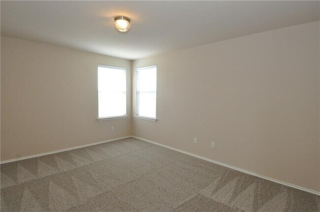 Building Photo - 1606 Big Thicket Dr