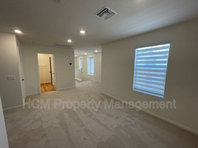 Building Photo - 4021 E Coronado Privado