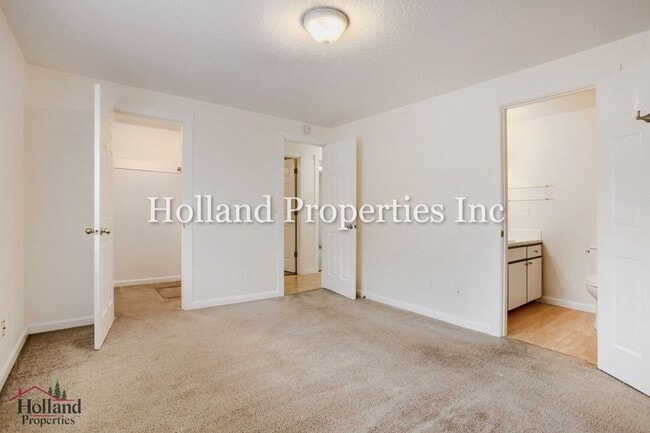 Building Photo - 13178 SW Tamera Ln