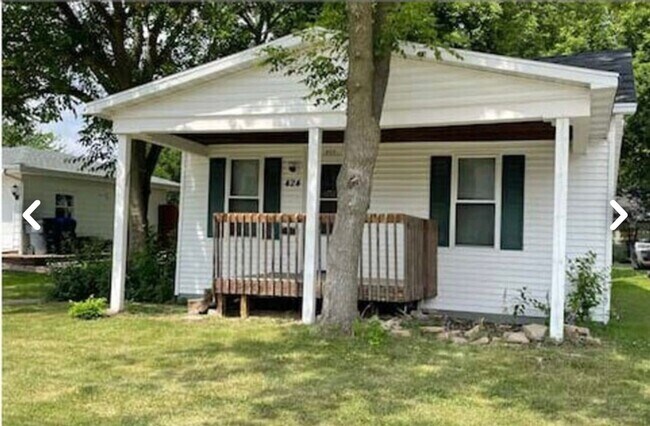 Primary Photo - 424 E Franklin Ave