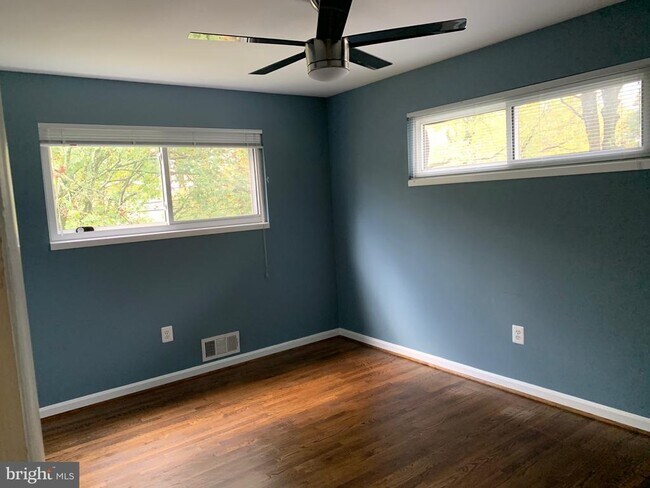 Building Photo - 4613 Wissahican Ave