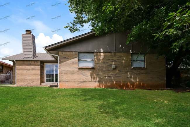 Building Photo - 228 NW 89th St