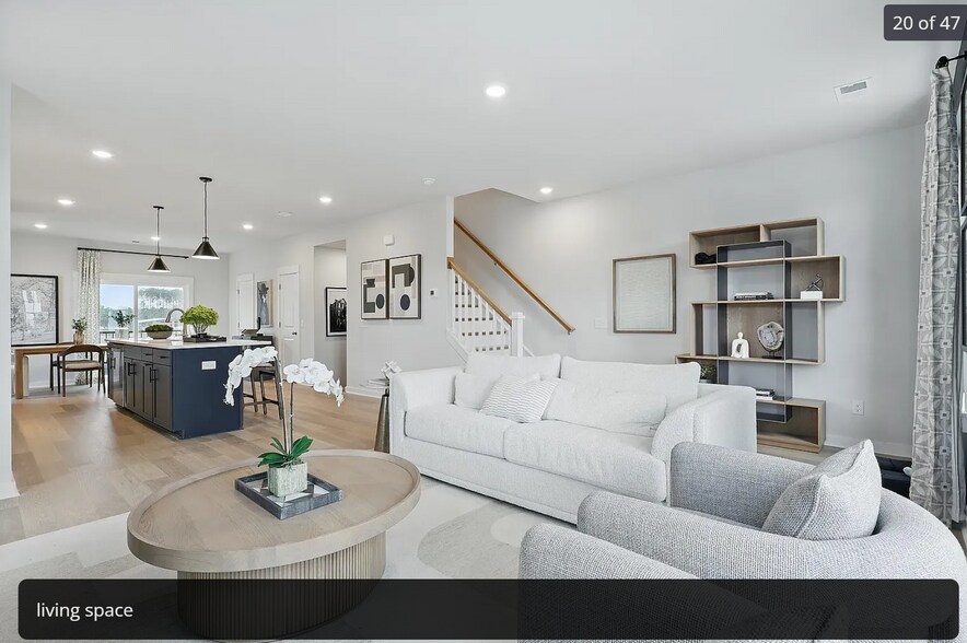 Building Photo - 421 Talbot Dr