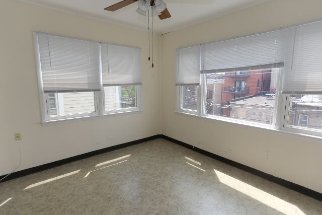 Building Photo - 931 W Newport Ave