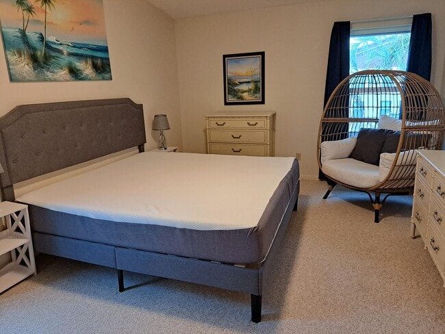 Building Photo - 6531 SE Federal Hwy