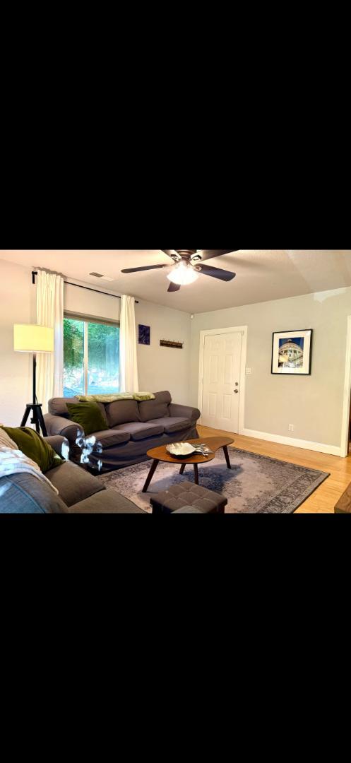 Building Photo - 4000 4th Ave