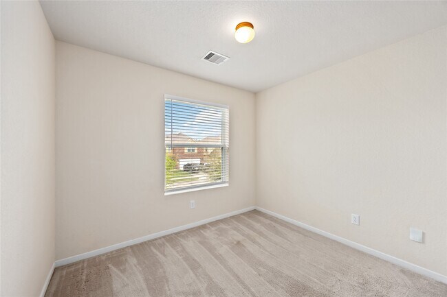 Building Photo - 1026 Carolina Wren Cir