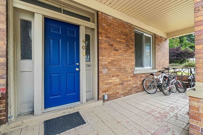 Building Photo - 4 Bed 1 Bath Single Family Home