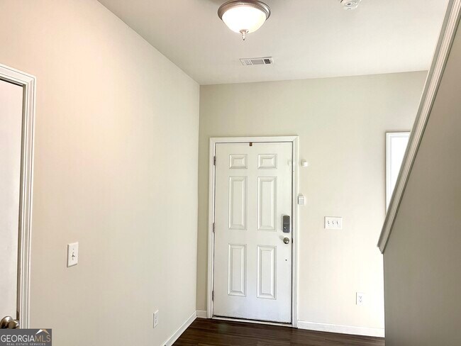 Building Photo - 195 Mountain Rest Ct SE