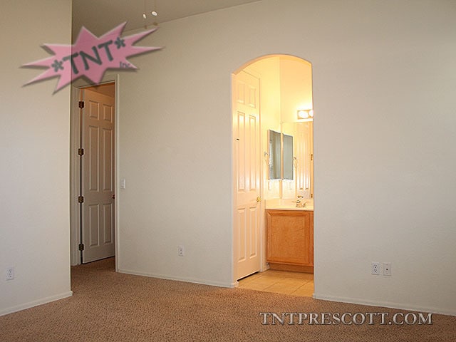 Building Photo - Home in Granville HOA