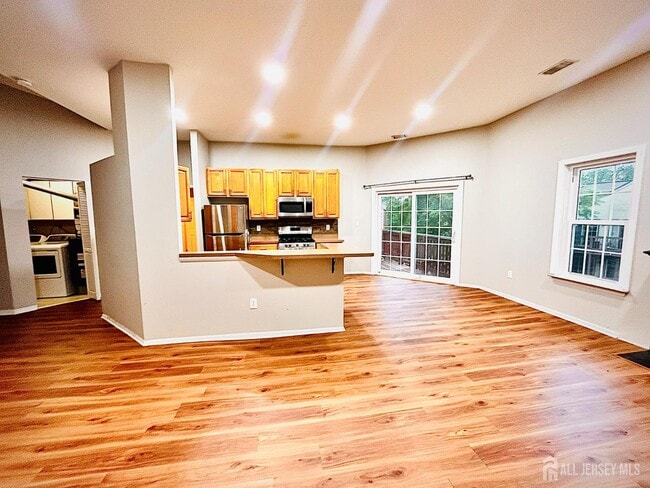 Building Photo - 4183 Bayberry Ct
