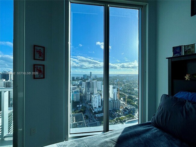 Building Photo - 185 SW 7th St