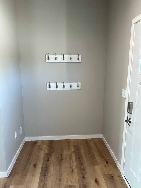 Building Photo - 2702 36th Ave S