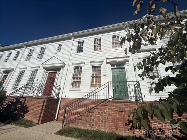 Primary Photo - 12327 Carrigan Ct