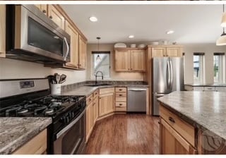 Building Photo - 2924 Golden Acres Dr