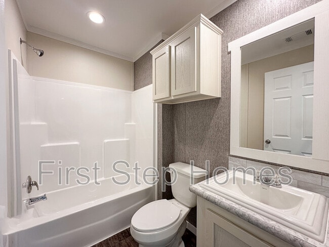 Building Photo - 237 Noriker Dr