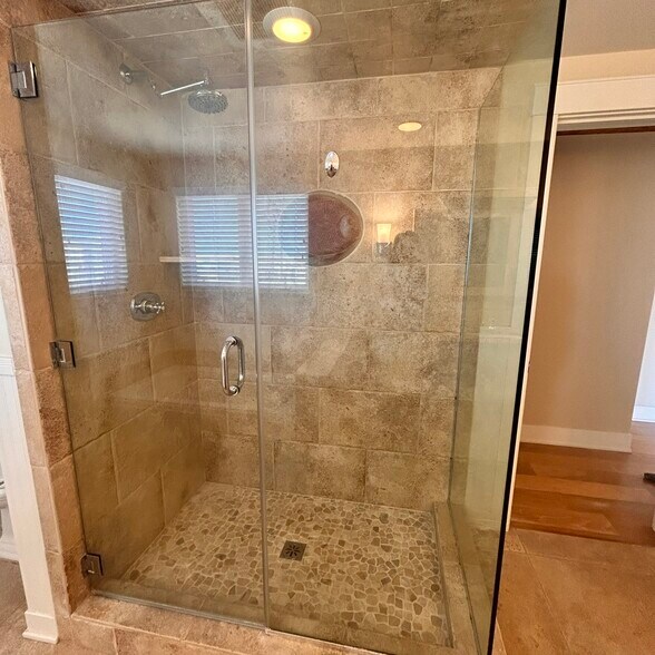 Building Photo - 3329 Harbor Blvd