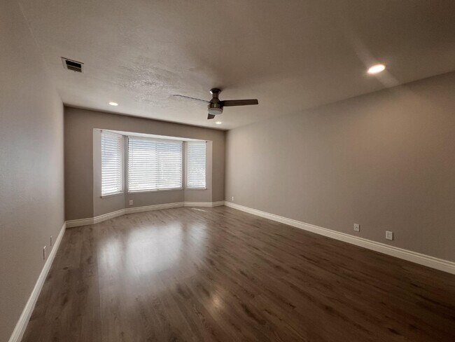 Building Photo - 3754 Bobwhite Terrace