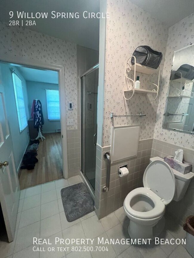 Building Photo - 9 Willow Spring Cir