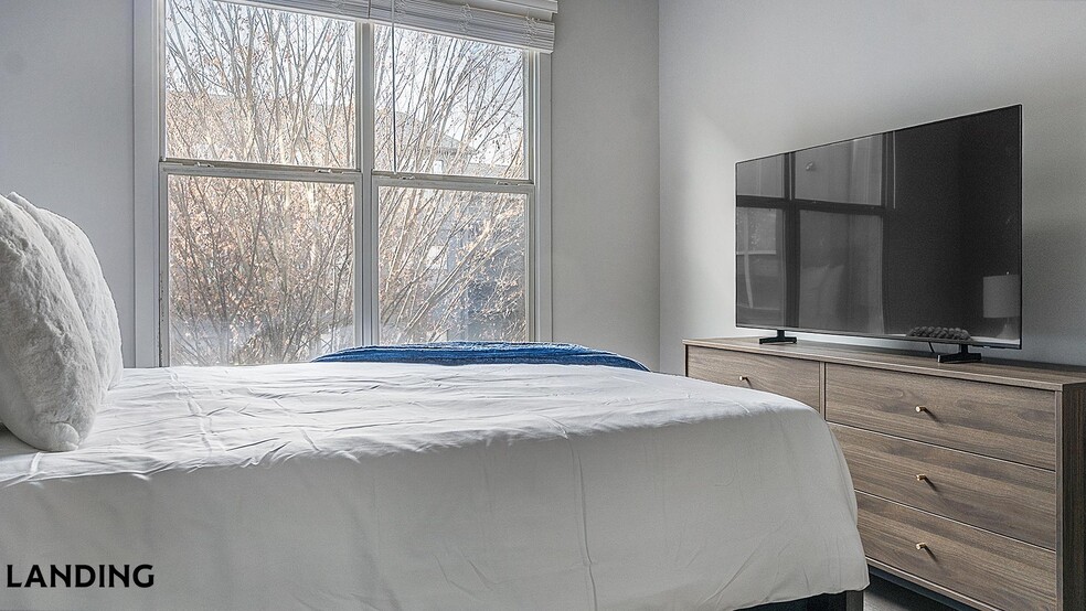 Building Photo - 49 Boulevard SE