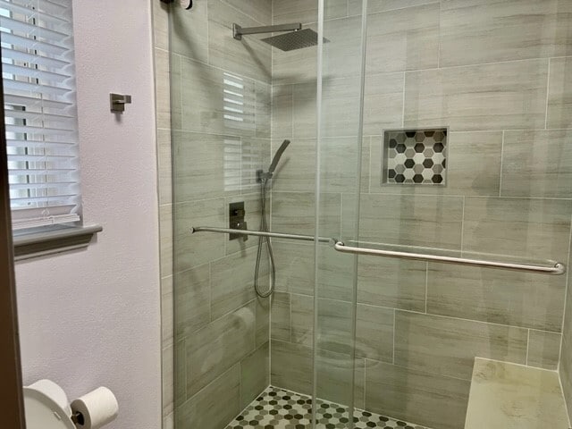 Building Photo - 710 Voyager Dr