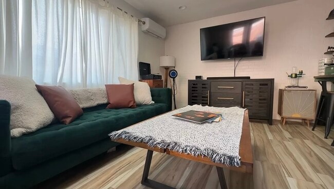 Building Photo - 2674 E Washington St