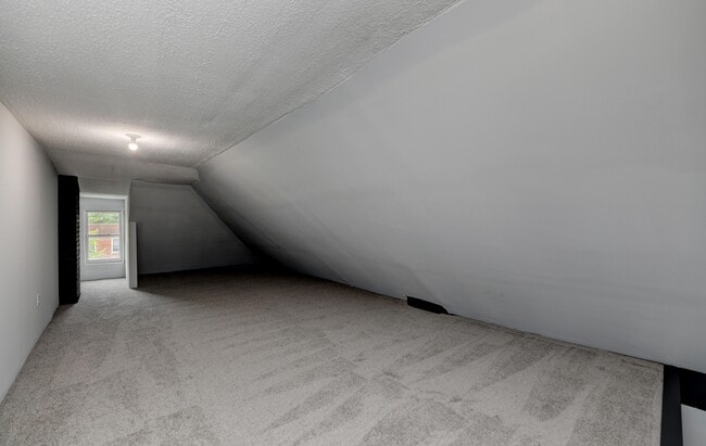 Building Photo - 814-816 S Ohio Avenue