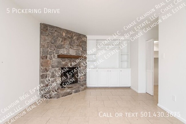 Building Photo - 5 Pickering Dr