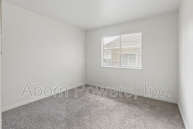 Building Photo - 2529 Greenwood Ln