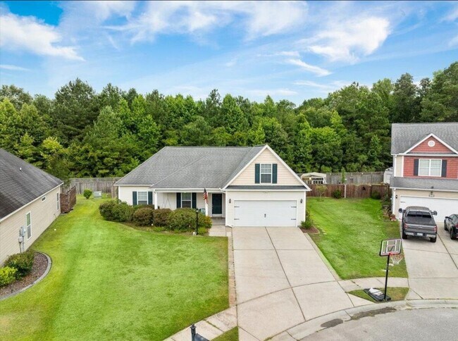 Building Photo - 421 Brawley Dr