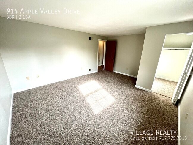 Building Photo - 914 Apple Valley Dr