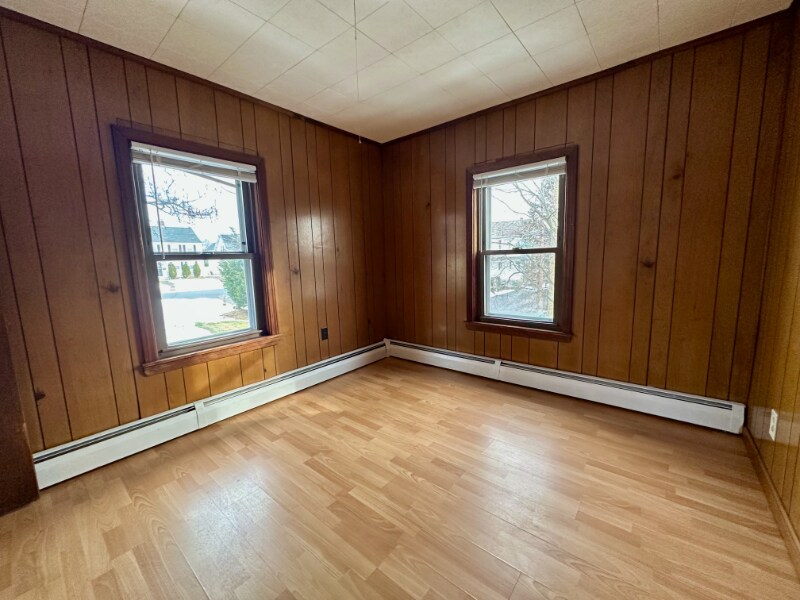 Building Photo - 73 Durant St