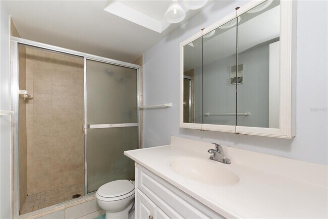 Building Photo - 255 Dolphin Point