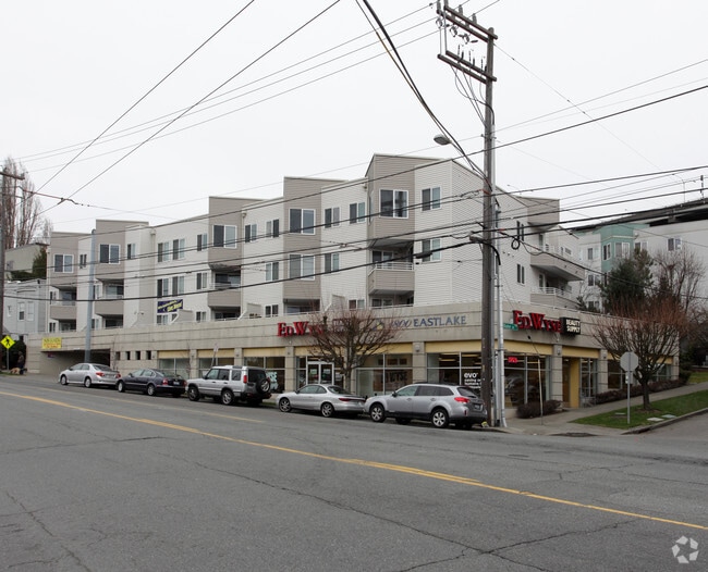 Primary Photo - 1800 Eastlake Ave E