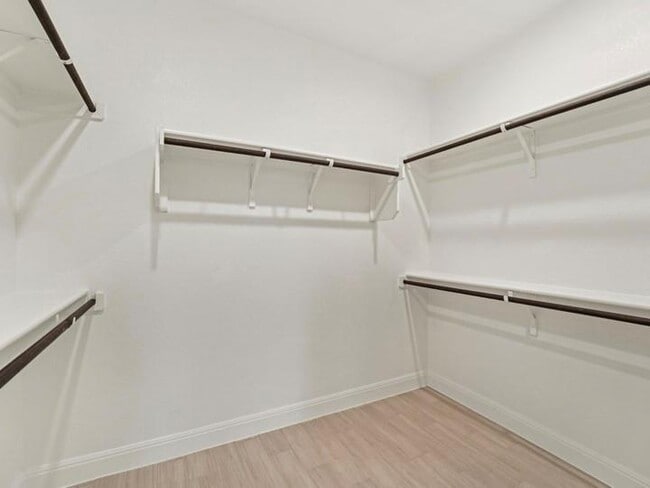Building Photo - 312 Kitty Hawk Rd