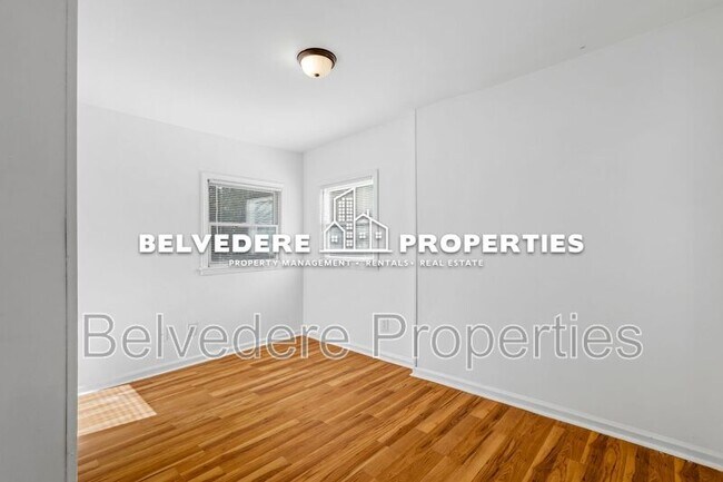 Building Photo - 2220 Bradley St