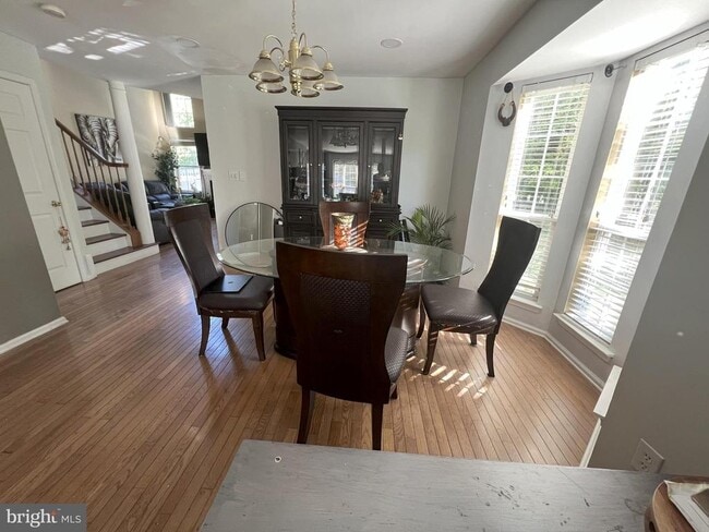Building Photo - 301 Park Knoll