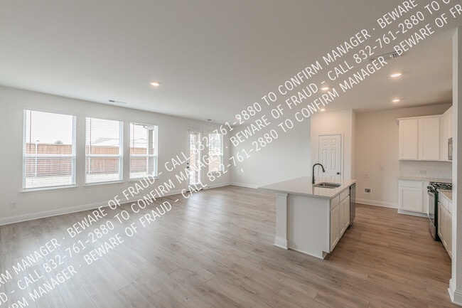 Building Photo - 346 Boroughbridge Dr