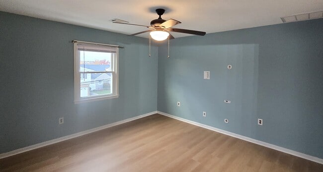 Building Photo - 238 High St