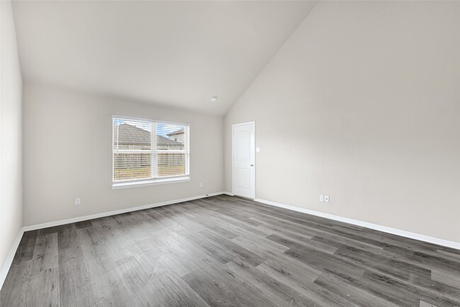 Building Photo - 29115 Jacobs River Dr
