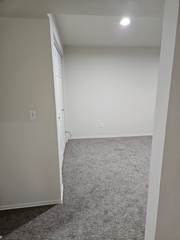 Building Photo - 1356 S 30 E