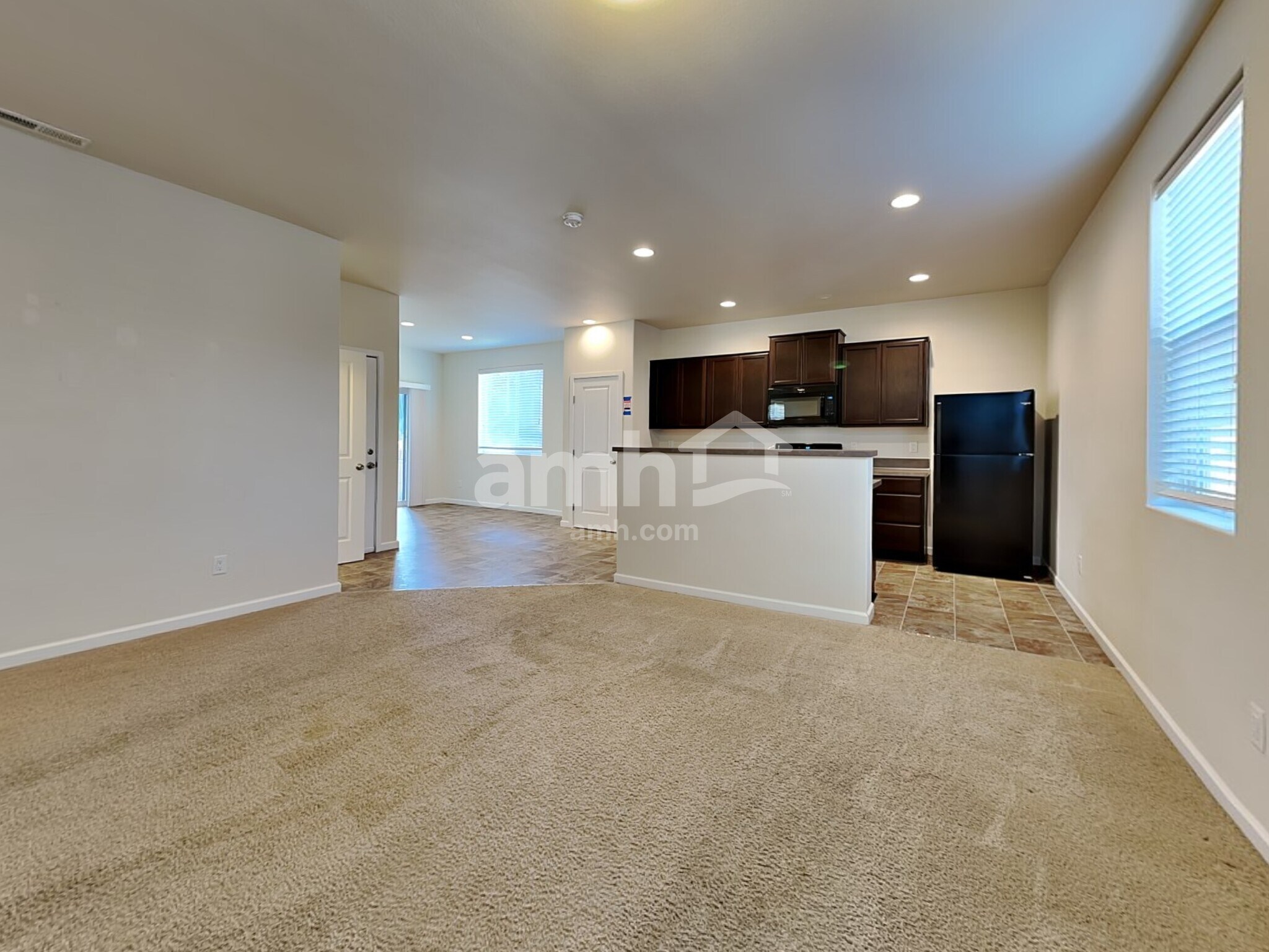 Building Photo - 1855 Blacktail Ln