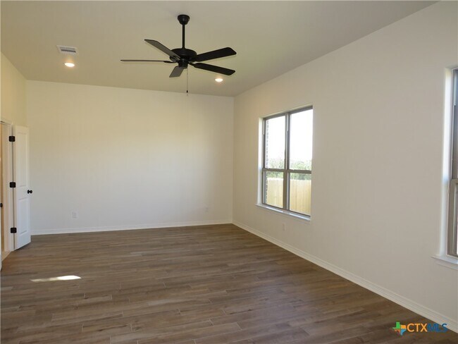 Building Photo - 3225 Tortuga Ct
