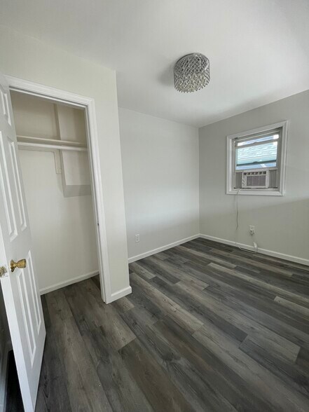 Building Photo - 55 Cebra Ave