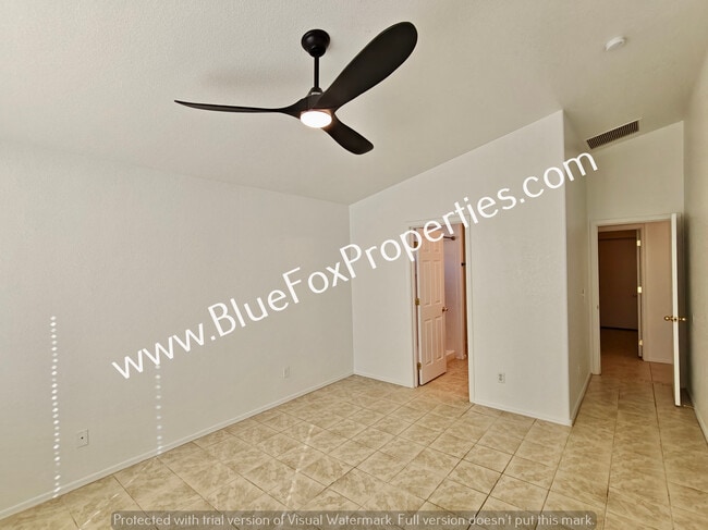 Building Photo - 7939 W Mural Hill Dr