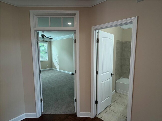 Building Photo - 4525 Highfield Dr