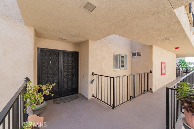 Building Photo - 2381 Via Mariposa W