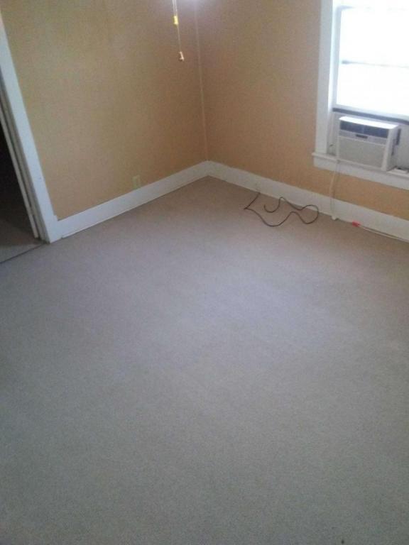 Building Photo - 308 S. Gramham Apt. 1